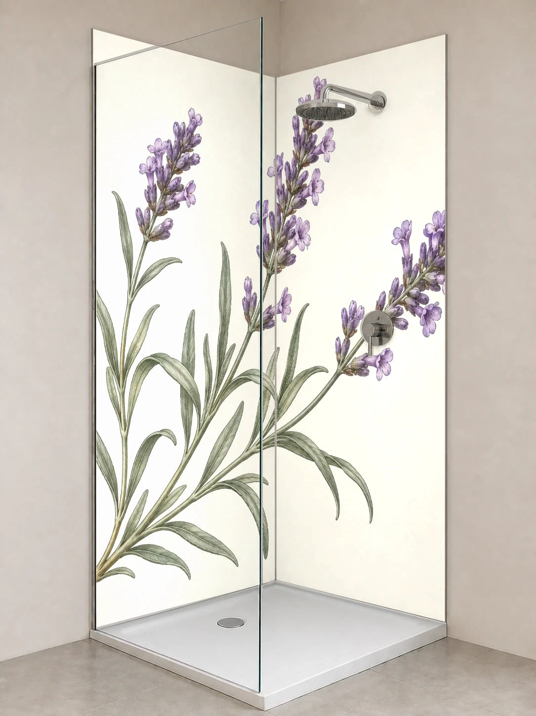 Duschrückwand „Lavendelzweige – Botanischer Stich“ als installierte Rückwand in einer hellen Dusche